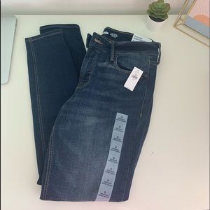 Old Navy Mid-rise Skinny Jeans